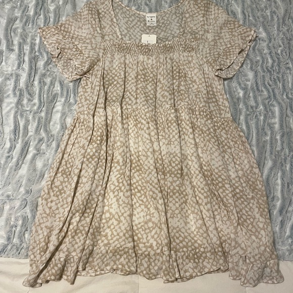 Tan and White Babydoll Dress - Picture 3 of 7